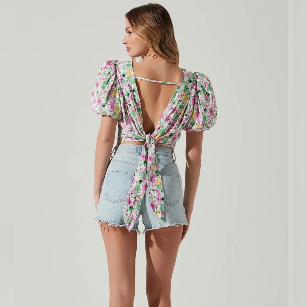 FLORAL BUBBLE SLEEVE TIE BACK TOP green and pink